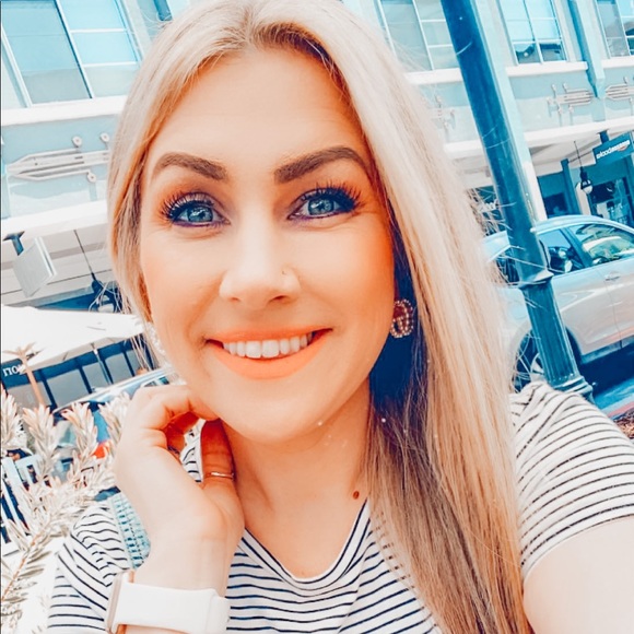 Hello Dolls -Posh Niki - Picture 5 of 16